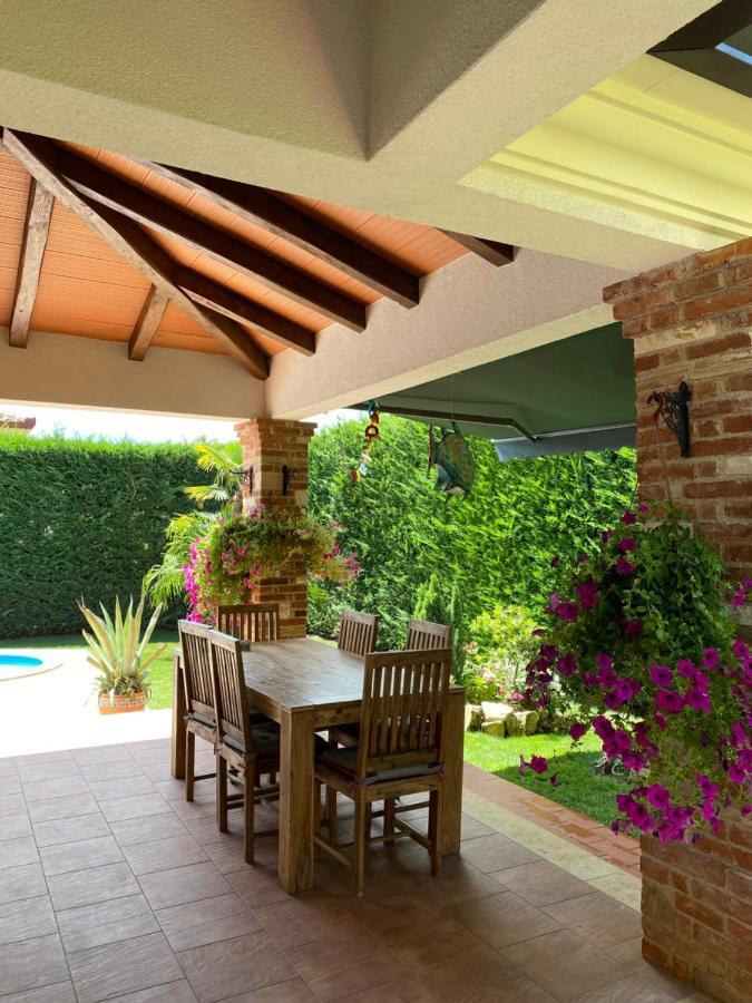 Villa Eva Karigador Новиград Екстериор снимка