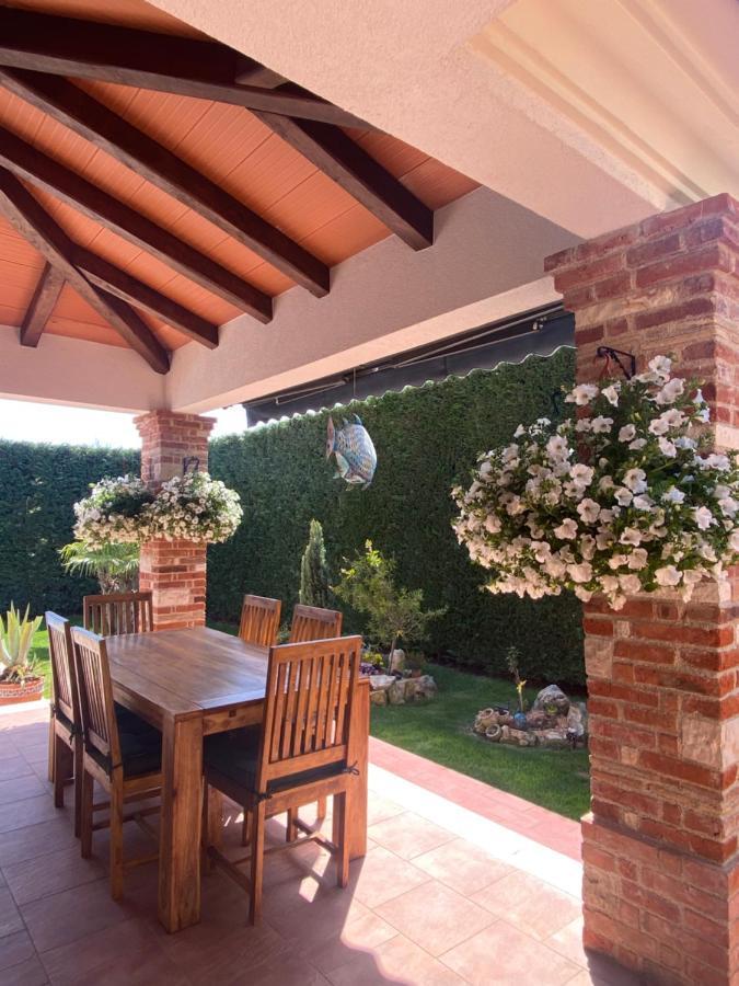 Villa Eva Karigador Новиград Екстериор снимка
